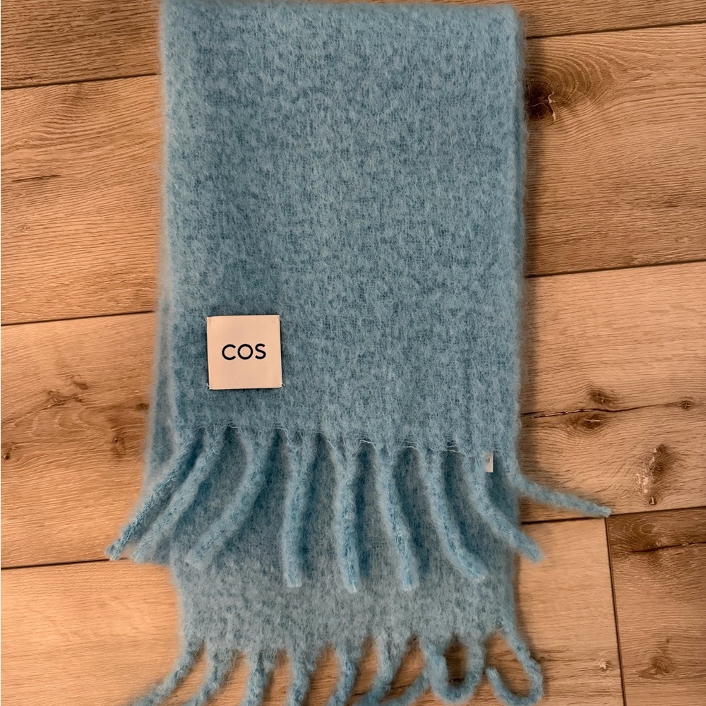 COS Light Blue Fringe Mohair-Blend Scarf